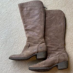 Born boots size 8.5 "worn leather" look